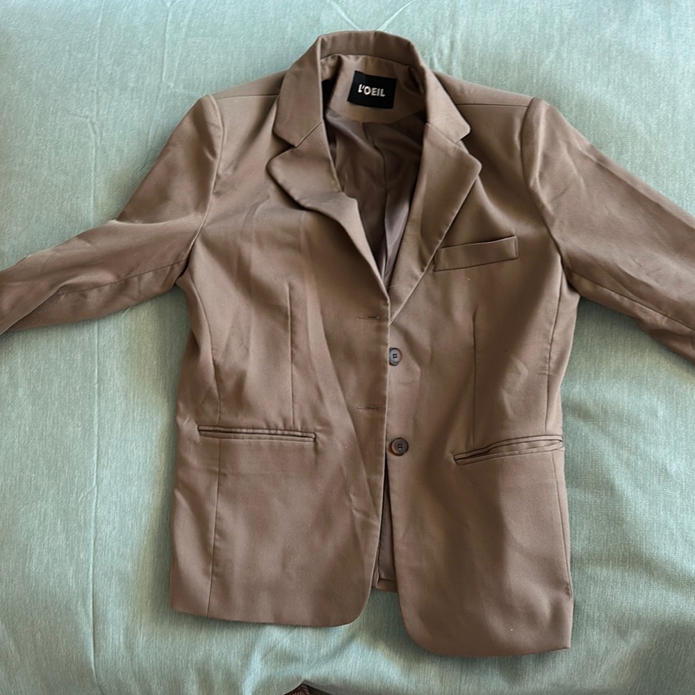 Tan Classic Blazer with Lapel Collar and Relaxed Fit